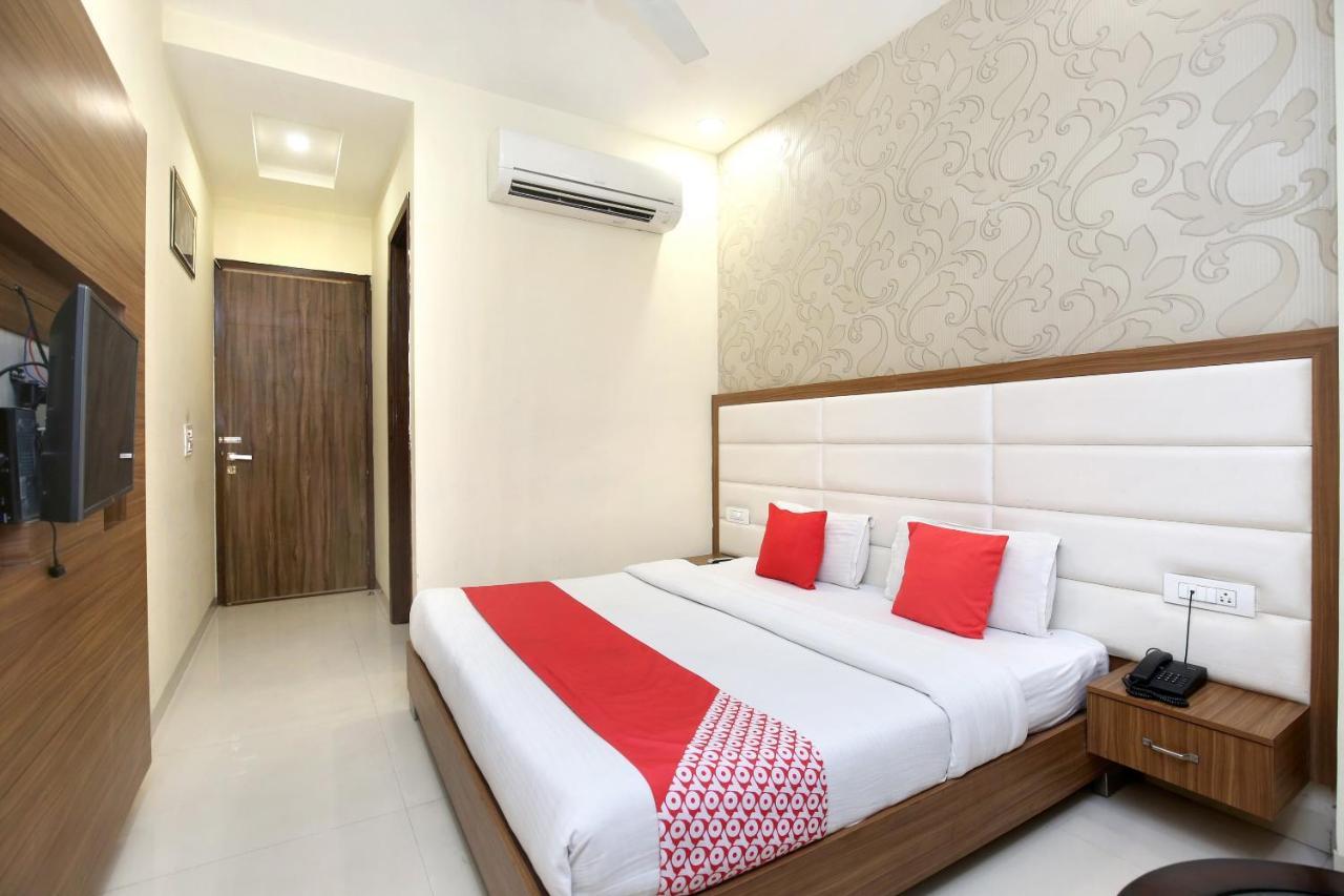 Capital O 8510 Welcome Inn Amritsar Buitenkant foto