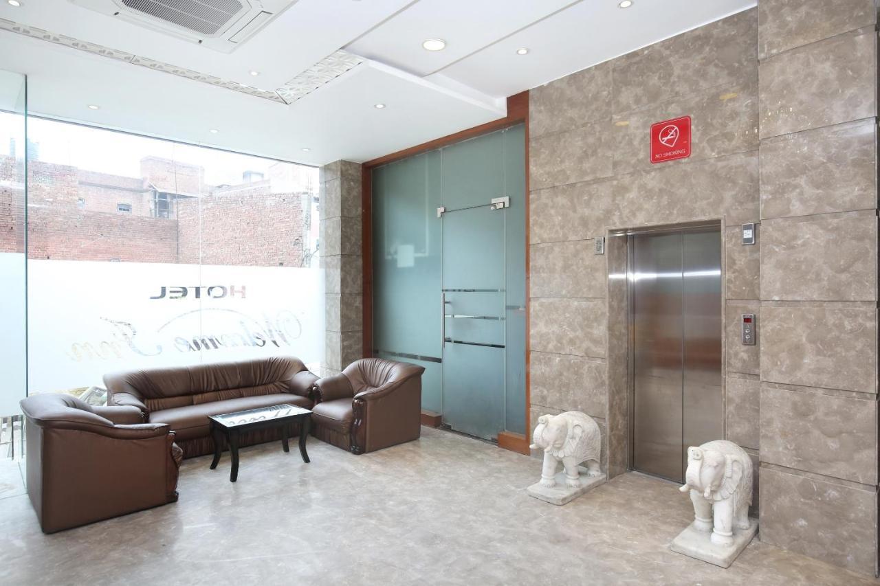 Capital O 8510 Welcome Inn Amritsar Buitenkant foto