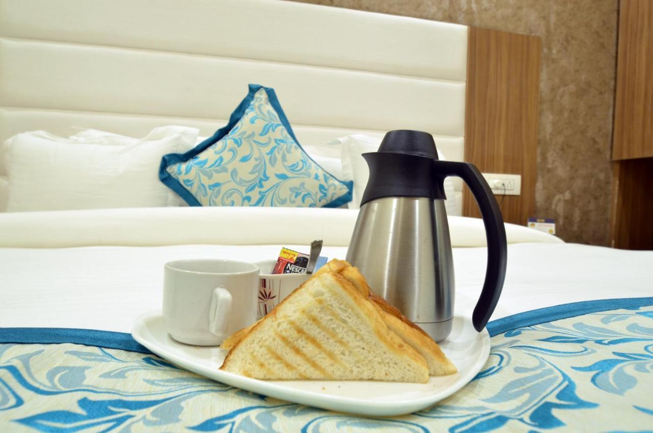 Capital O 8510 Welcome Inn Amritsar Buitenkant foto