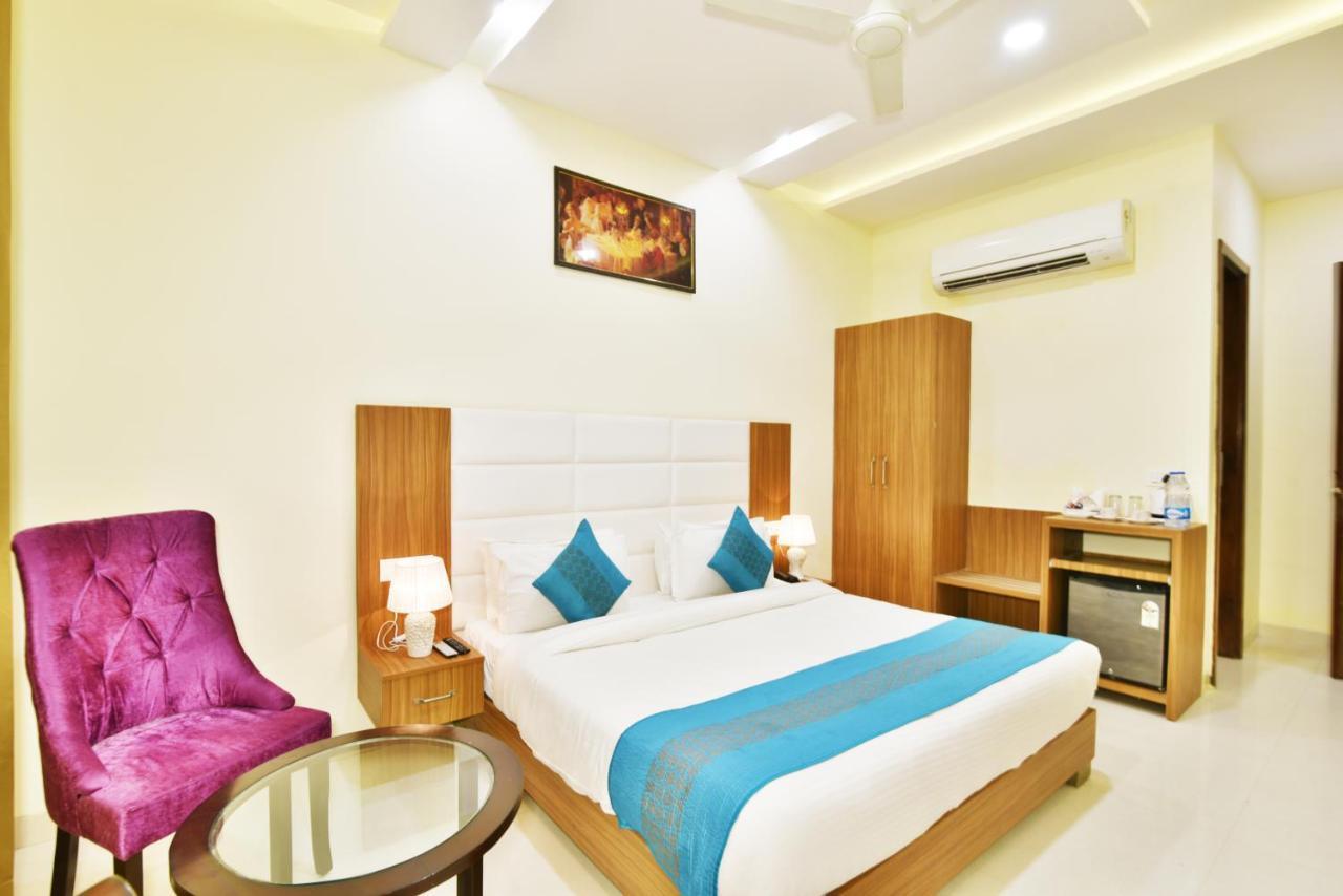 Capital O 8510 Welcome Inn Amritsar Buitenkant foto