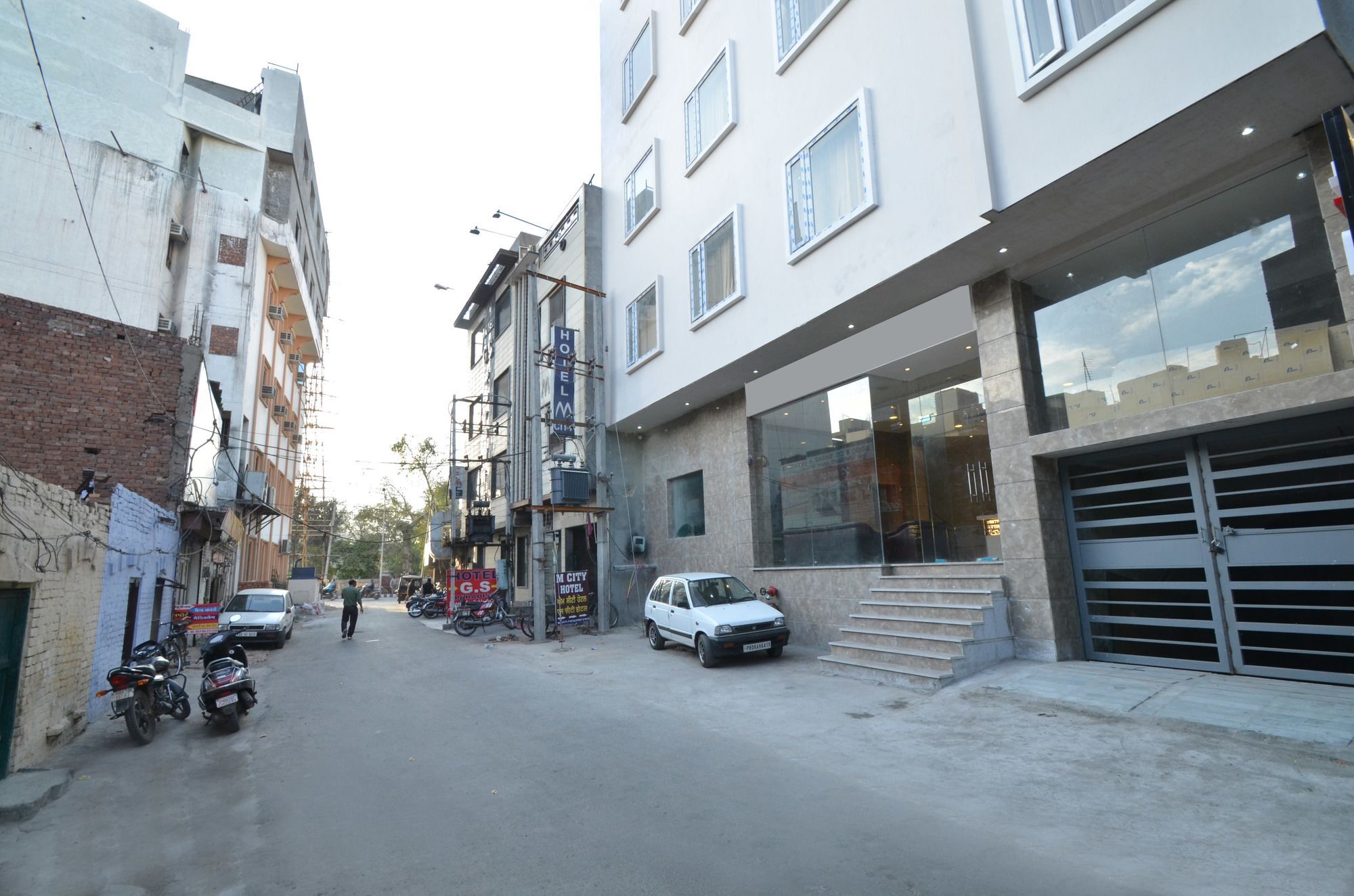Capital O 8510 Welcome Inn Amritsar Buitenkant foto