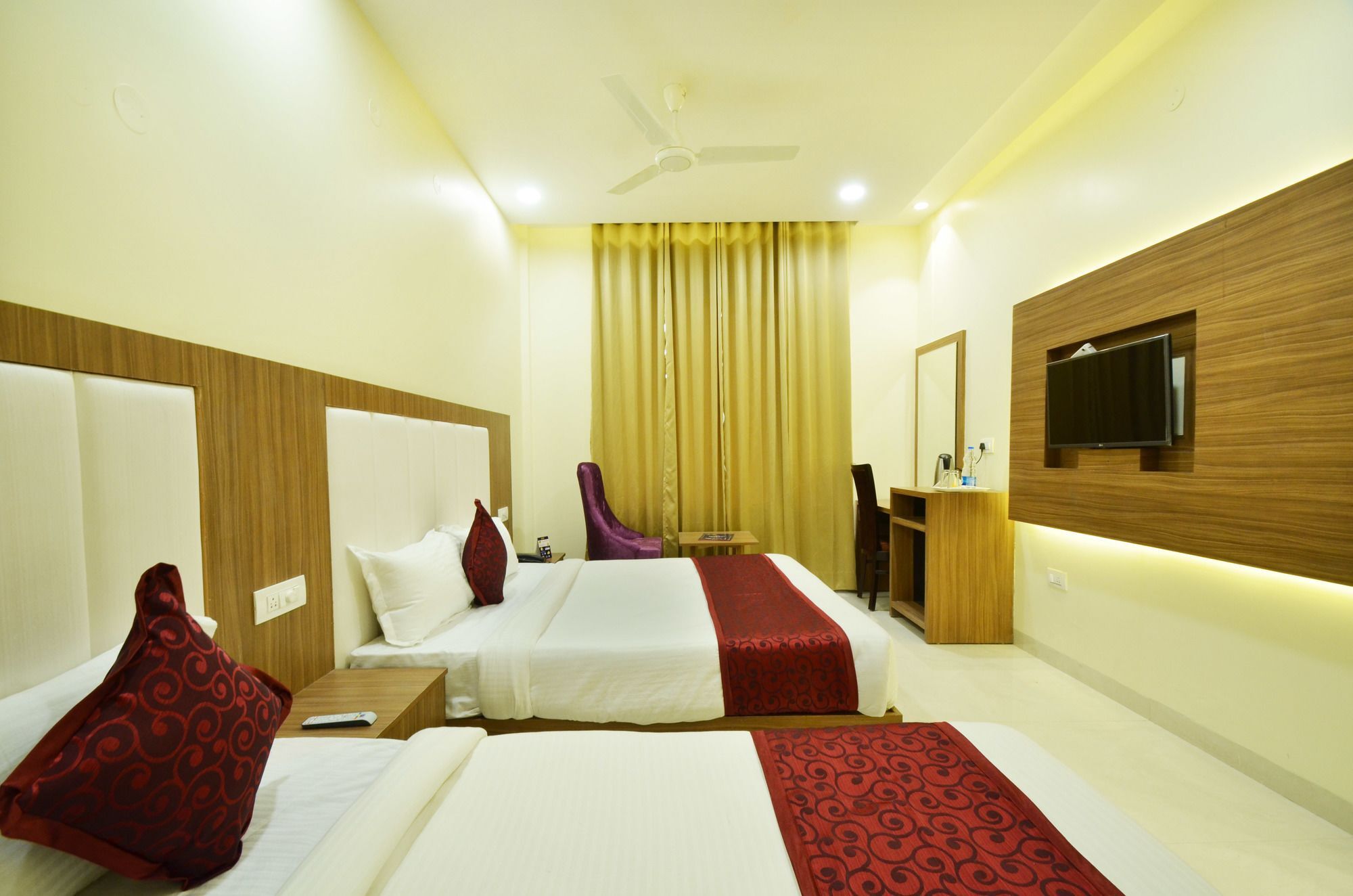 Capital O 8510 Welcome Inn Amritsar Buitenkant foto